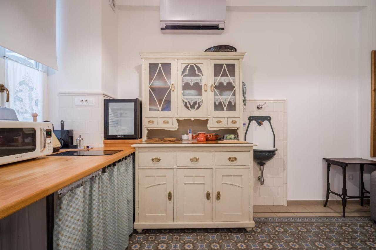 Bpr Kiraly Street Nest With A/C Lägenhet Budapest Exteriör bild